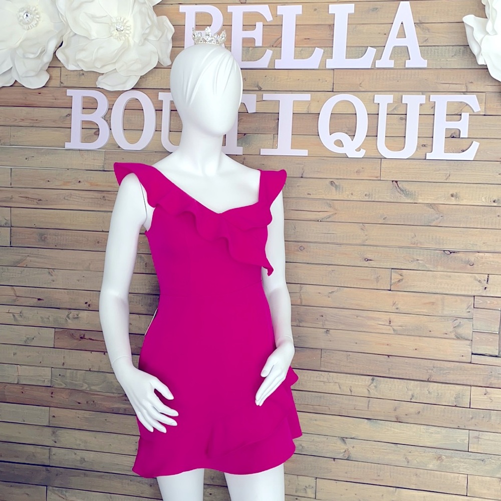 🌷EXPRESS OFF SHOULDER PINK RUFFLE DRESS🌷